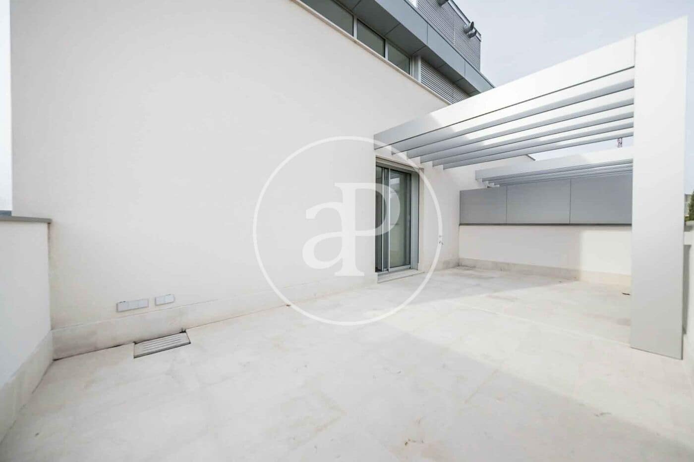 5 sovrum Villa att hyra i Madrid stad med pool garage - 8 000 € (Ref: 10115681)