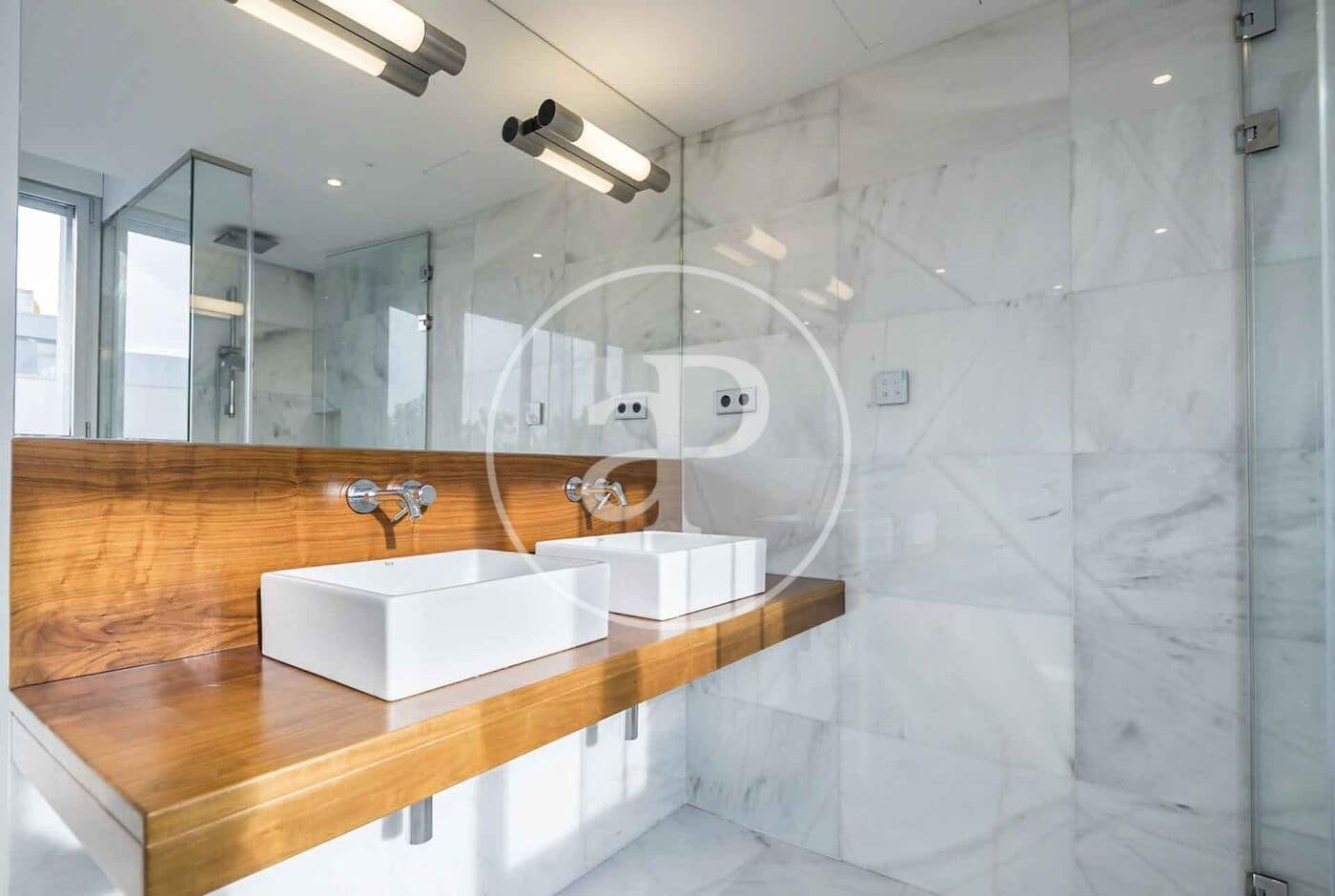 5 sovrum Villa att hyra i Madrid stad med pool garage - 8 000 € (Ref: 10115681)
