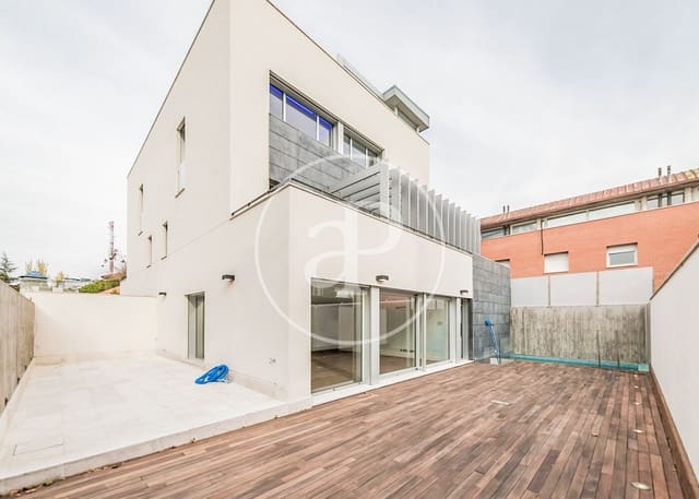5 camera da letto Villa in vendita in Ciudad Lineal, Madrid città con piscina garage - 3.500.000 € (Rif: 10115682)
