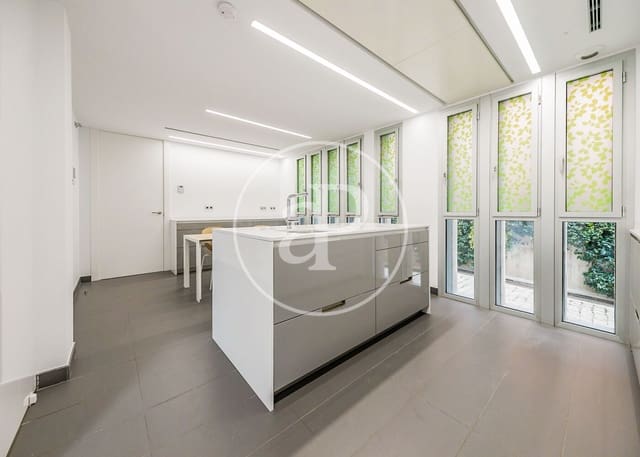 5 camera da letto Villa in vendita in Ciudad Lineal, Madrid città con piscina garage - 3.500.000 € (Rif: 10115682)