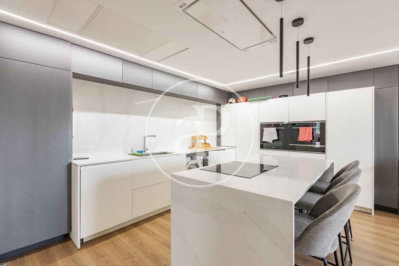 3 quarto Apartamento para venda em Madrid cidade com piscina garagem - 1 260 000 € (Ref: 10119951)