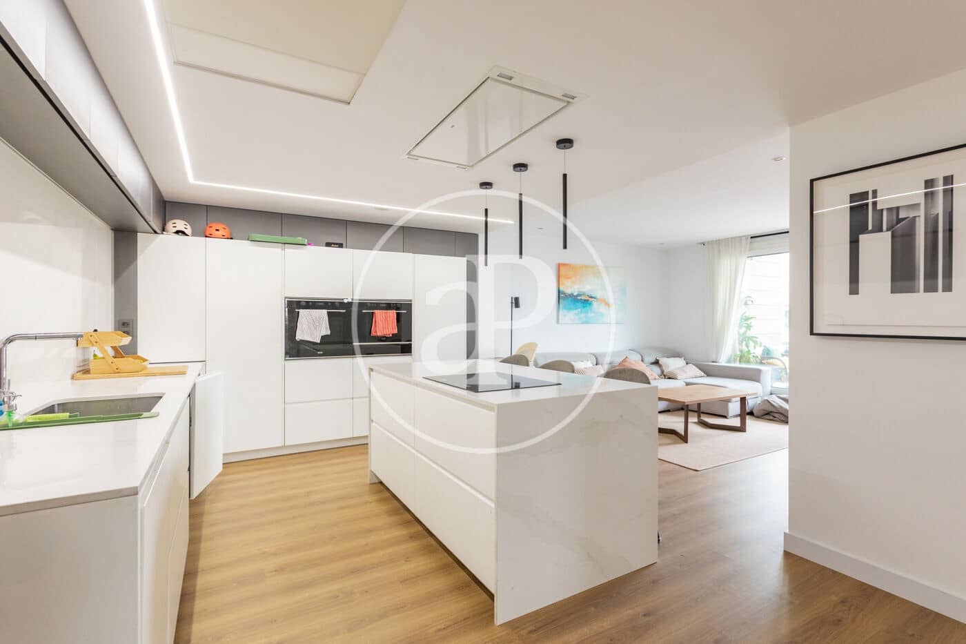 3 quarto Apartamento para venda em Madrid cidade com piscina garagem - 1 260 000 € (Ref: 10119951)