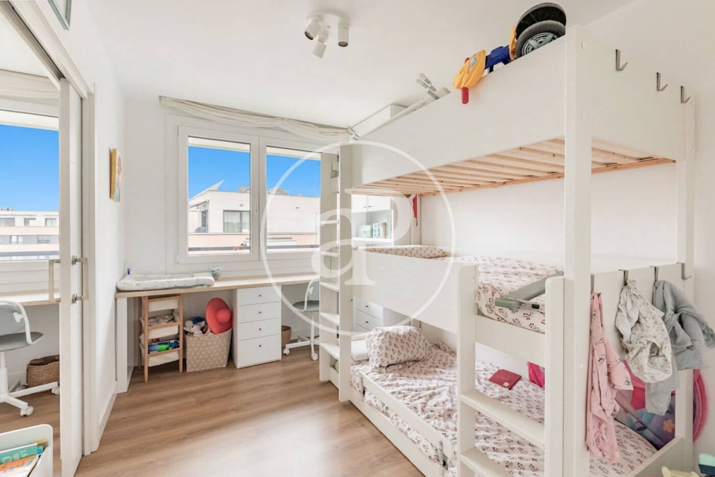 3 quarto Apartamento para venda em Madrid cidade com piscina garagem - 1 260 000 € (Ref: 10119951)
