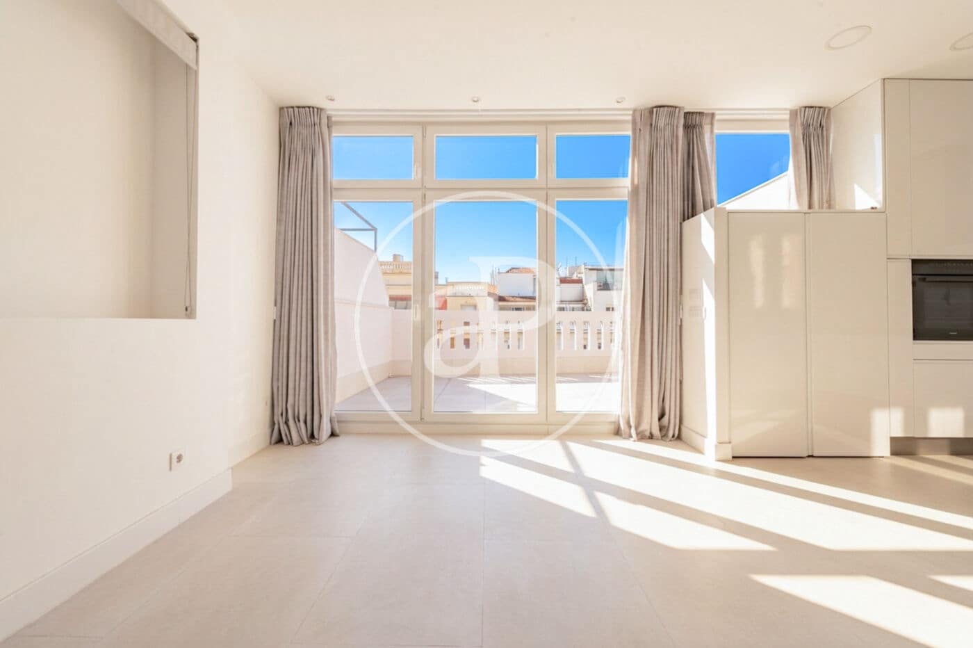 3 makuuhuone Kattohuoneisto myytävänä paikassa Madrid kaupunki - 1 600 000 € (Ref: 10119952)