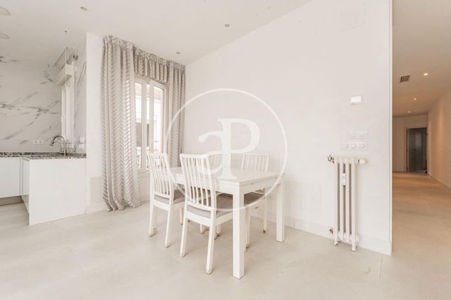 3 makuuhuone Kattohuoneisto myytävänä paikassa Goya, Madrid kaupunki - 1 600 000 € (Ref: 10119952)