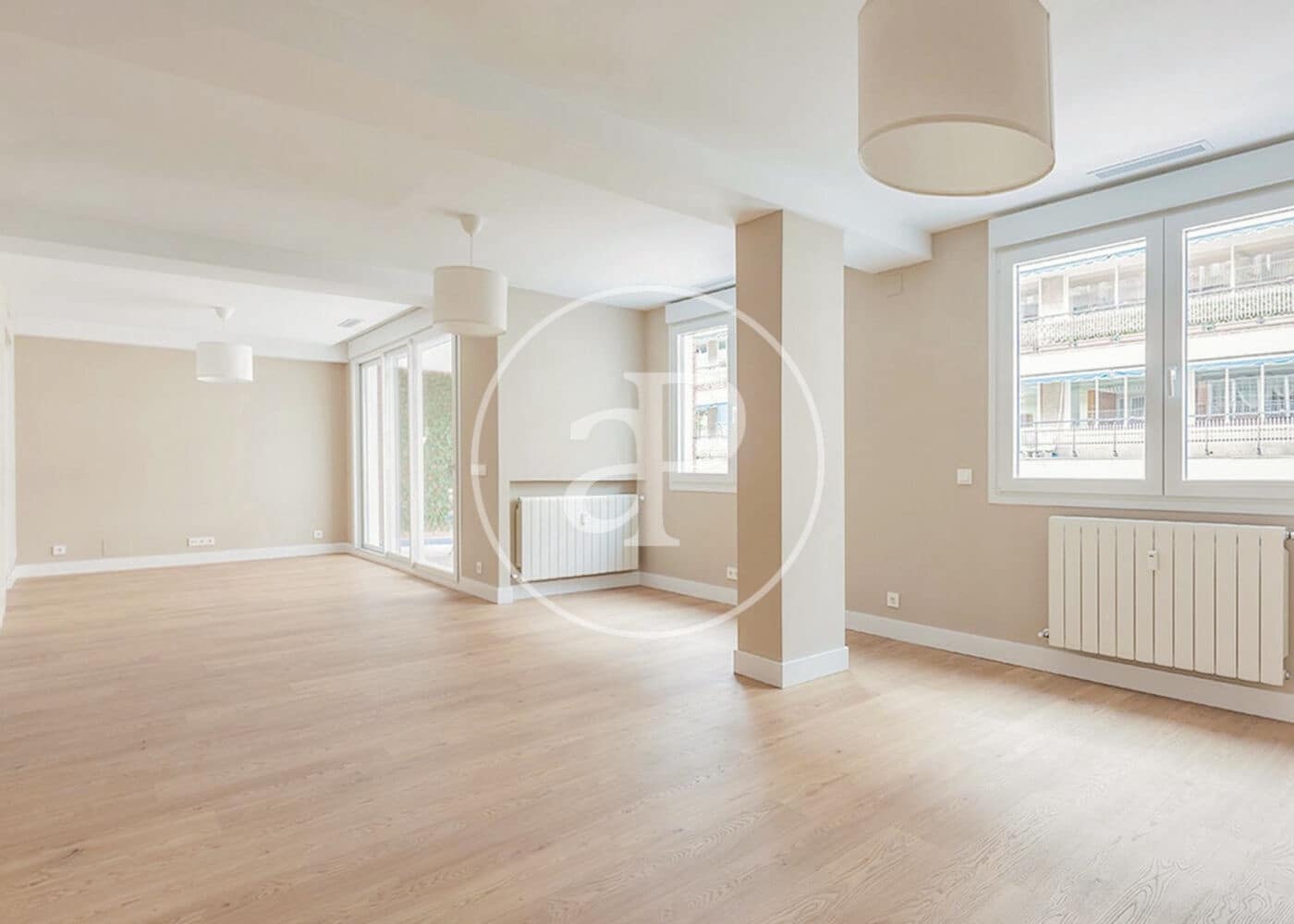 4 bedroom Apartment for sale in Madrid city with garage - € 1,695,000 (Ref: 10119954)