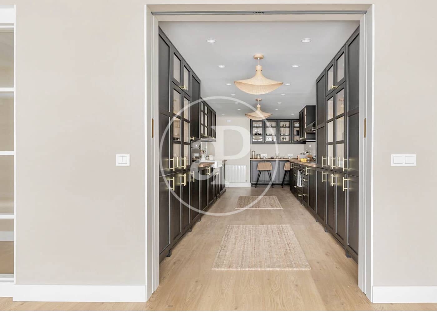 4 bedroom Apartment for sale in Madrid city with garage - € 1,695,000 (Ref: 10119954)