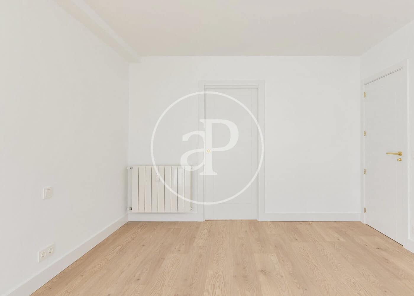 4 bedroom Apartment for sale in Madrid city with garage - € 1,695,000 (Ref: 10119954)