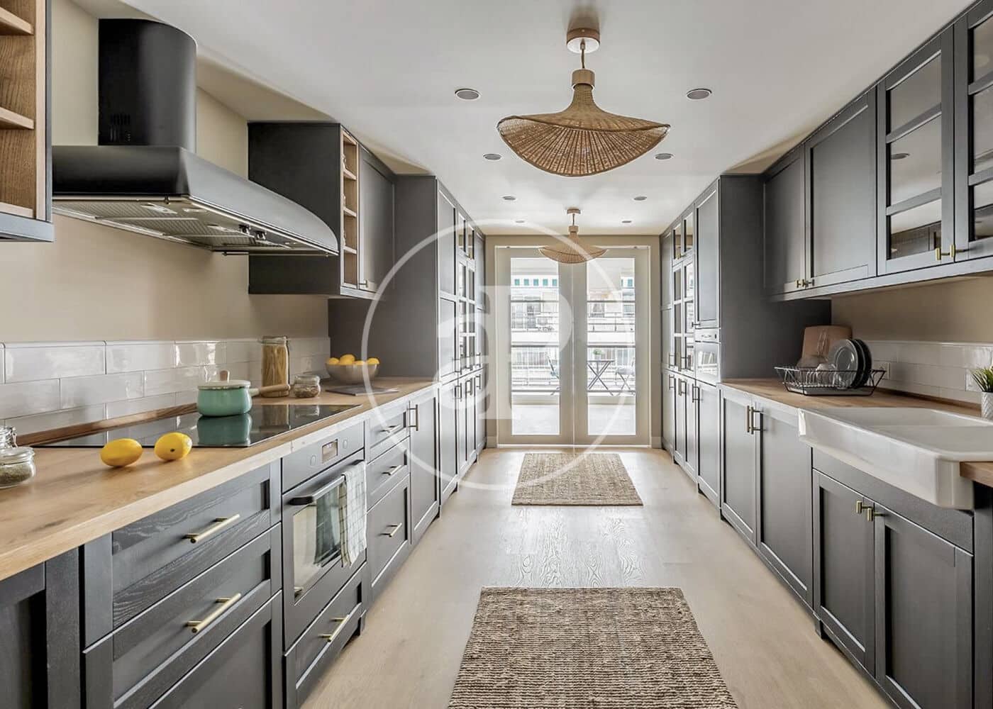 4 bedroom Apartment for sale in Madrid city with garage - € 1,695,000 (Ref: 10119954)