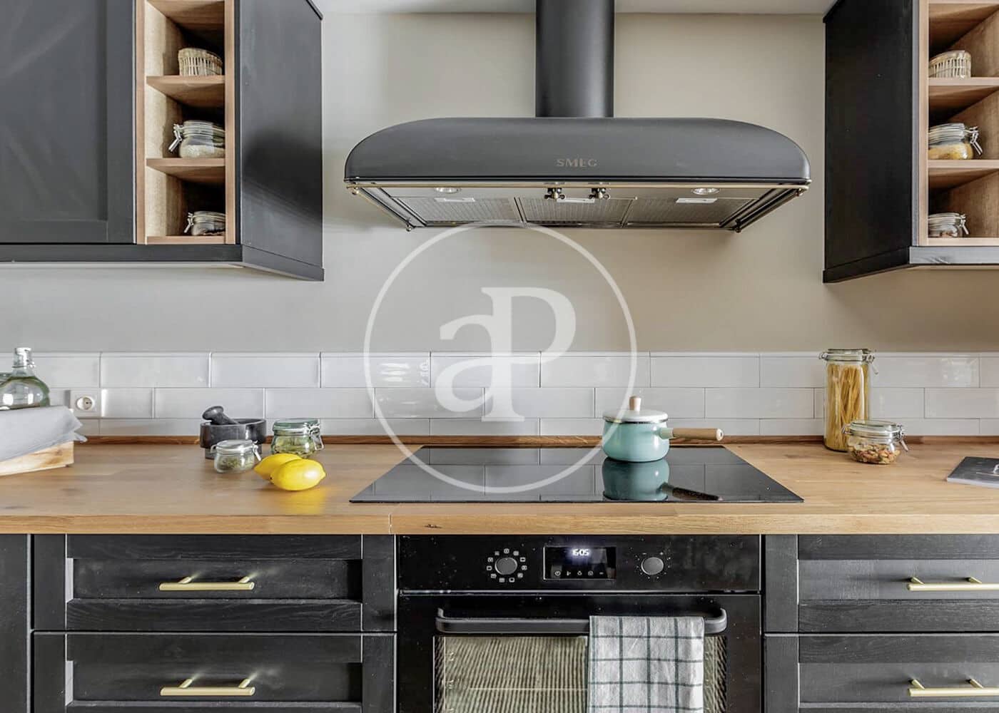 4 bedroom Apartment for sale in Madrid city with garage - € 1,695,000 (Ref: 10119954)