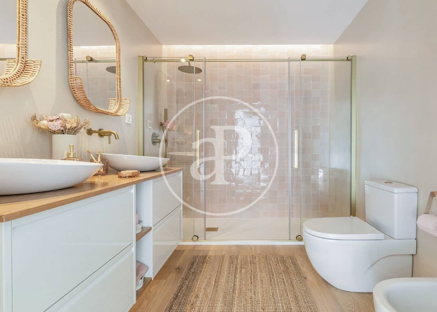 4 bedroom Apartment for sale in Madrid city with garage - € 1,695,000 (Ref: 10119954)