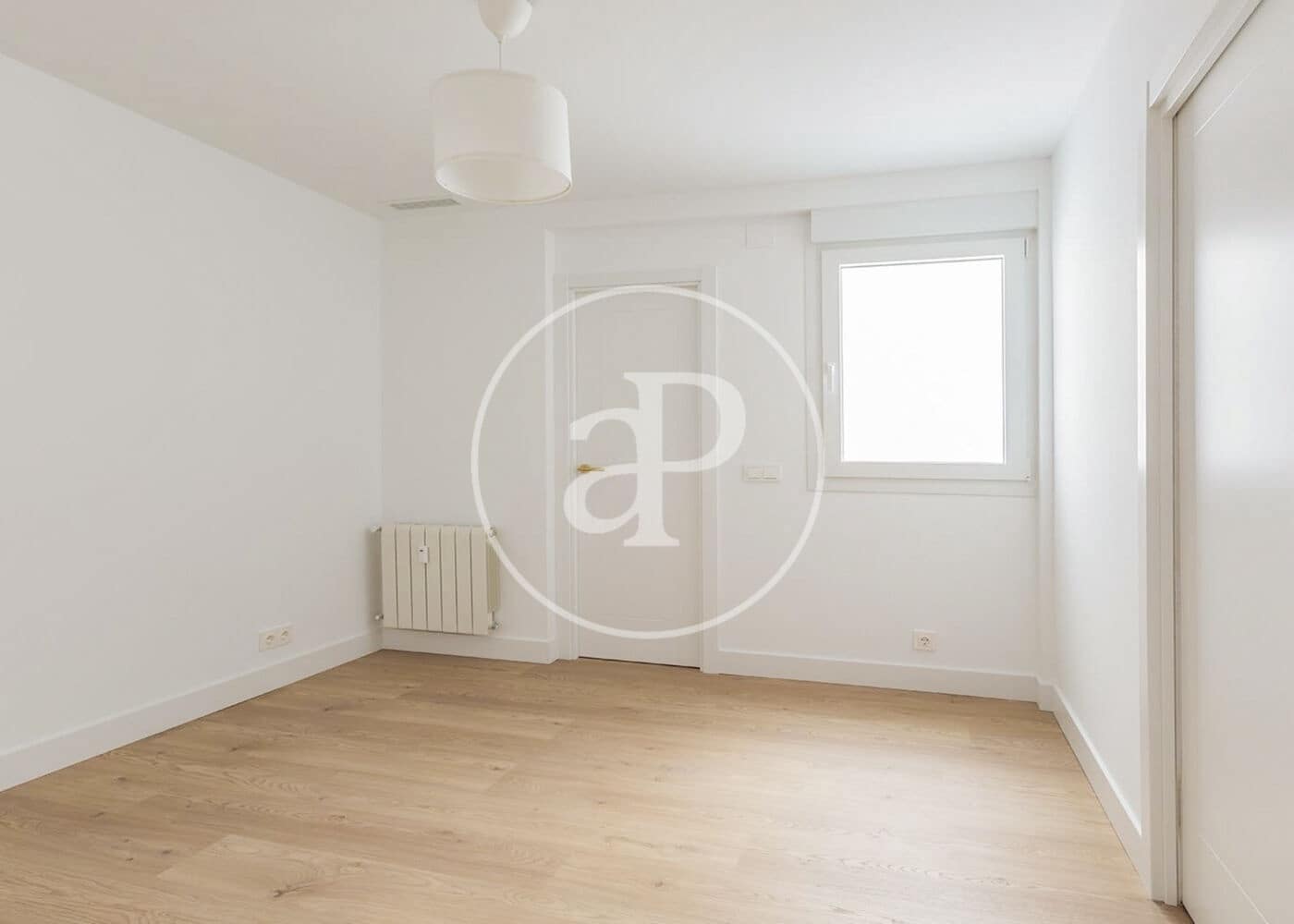 4 bedroom Apartment for sale in Madrid city with garage - € 1,695,000 (Ref: 10119954)