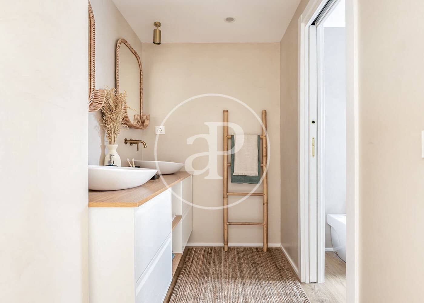 4 bedroom Apartment for sale in Madrid city with garage - € 1,695,000 (Ref: 10119954)