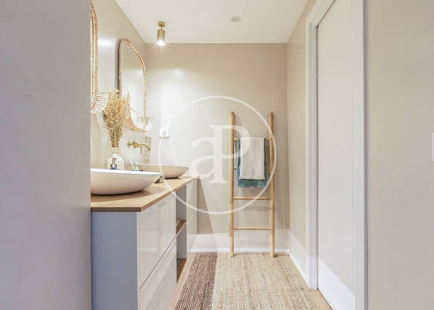 4 bedroom Apartment for sale in Madrid city with garage - € 1,695,000 (Ref: 10119954)