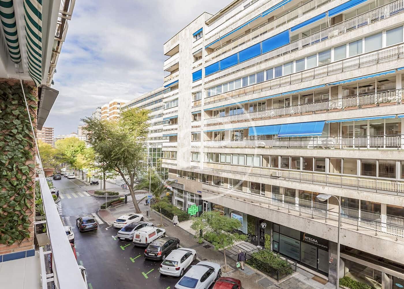 4 bedroom Apartment for sale in Madrid city with garage - € 1,695,000 (Ref: 10119954)