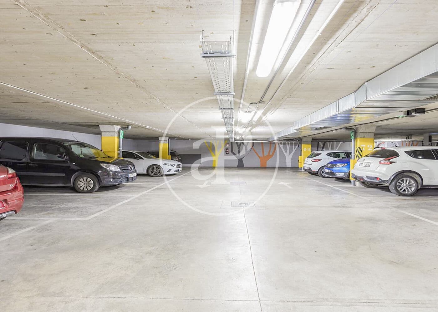 4 bedroom Apartment for sale in Madrid city with garage - € 1,695,000 (Ref: 10119954)