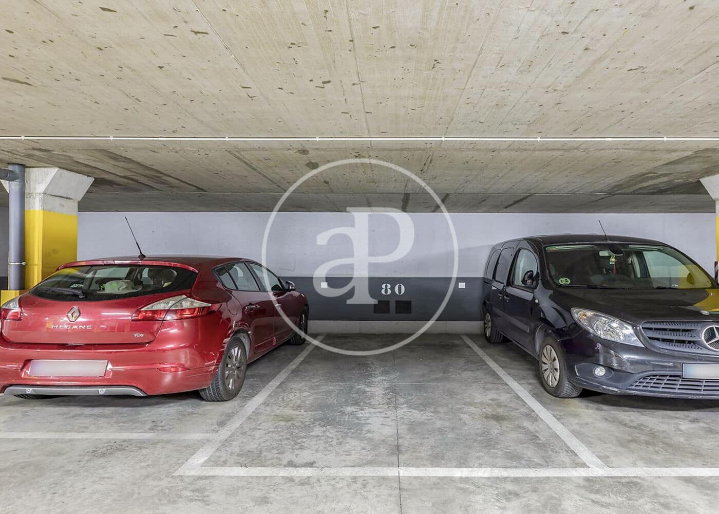 4 bedroom Apartment for sale in Madrid city with garage - € 1,695,000 (Ref: 10119954)