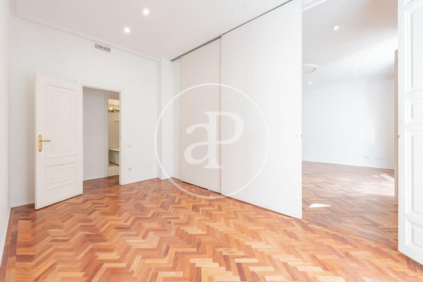 2 sovrum Lägenhet att hyra i Madrid stad - 3 500 € (Ref: 10124449)