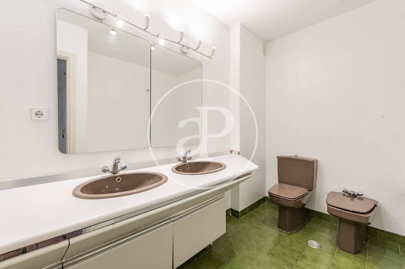 2 sovrum Lägenhet att hyra i Madrid stad - 3 500 € (Ref: 10124449)