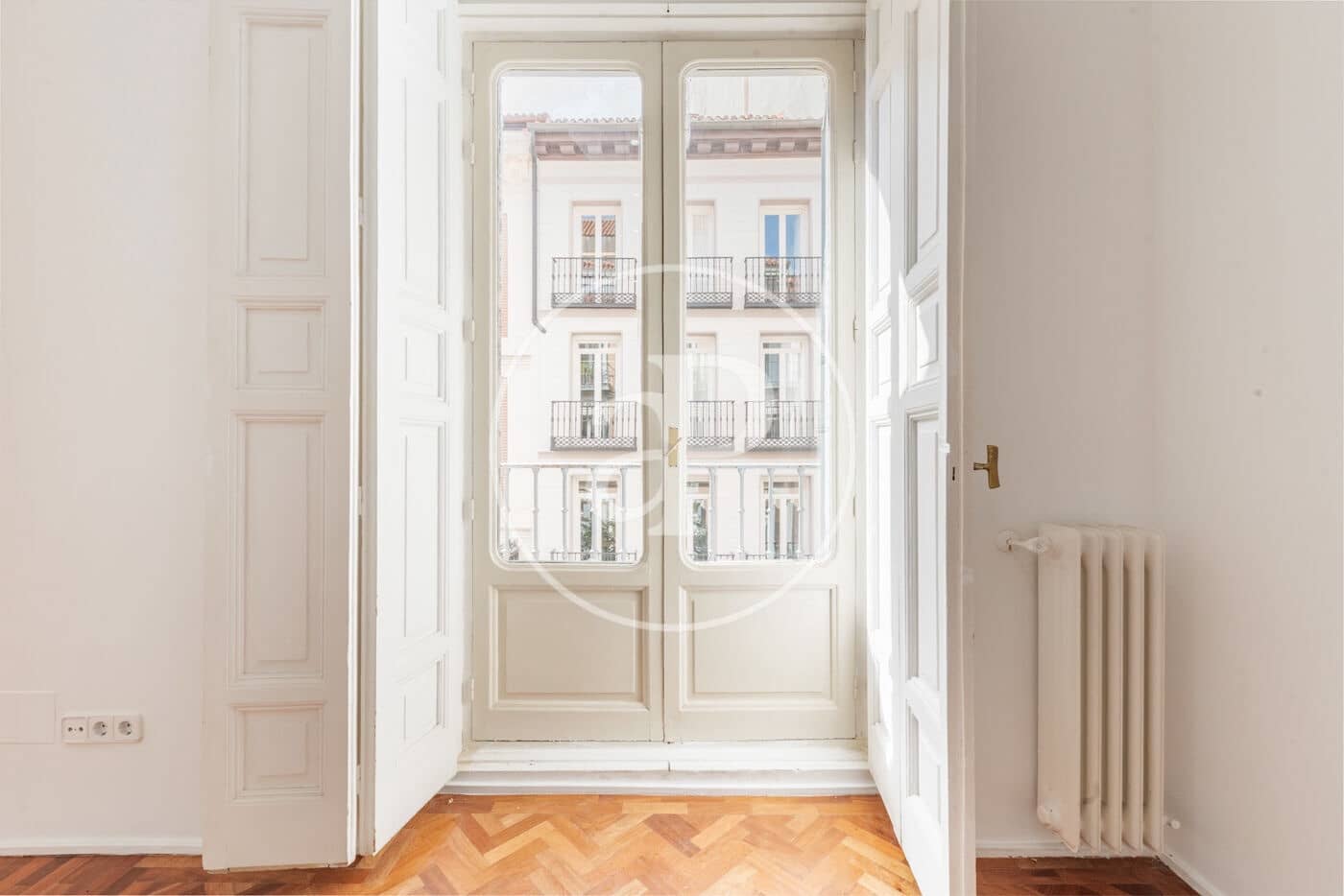 2 sovrum Lägenhet att hyra i Madrid stad - 3 500 € (Ref: 10124449)