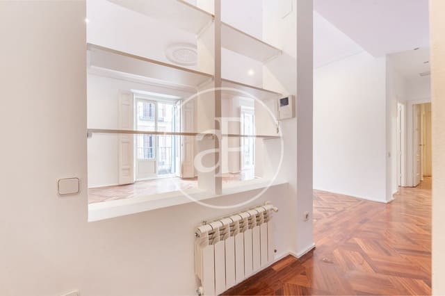 2 sovrum Lägenhet att hyra i Entrevías, Madrid stad - 3 500 € (Ref: 10124449)