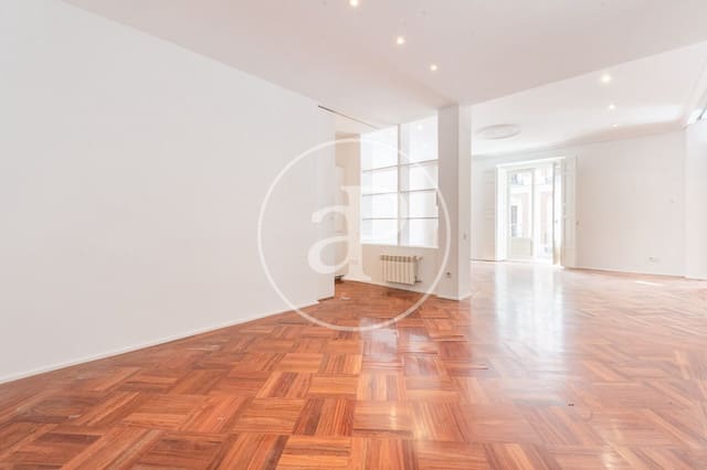 2 sovrum Lägenhet att hyra i Entrevías, Madrid stad - 3 500 € (Ref: 10124449)