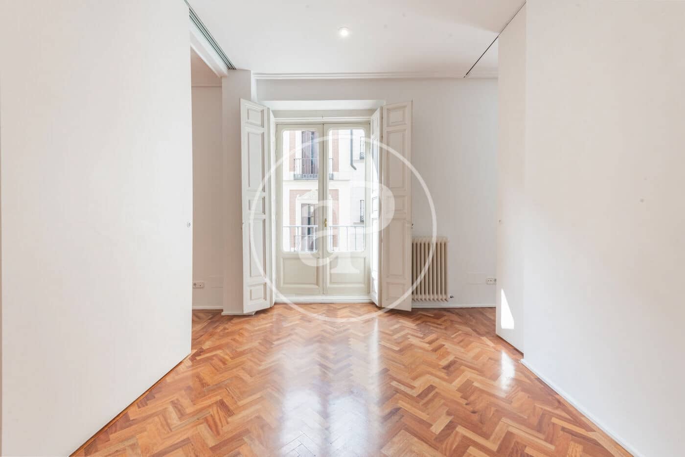 2 sovrum Lägenhet att hyra i Madrid stad - 3 500 € (Ref: 10124449)