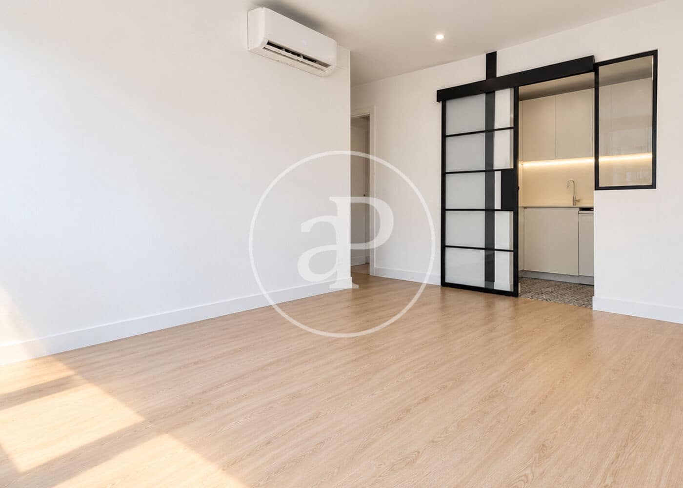 2 bedroom Apartment for sale in Madrid city with garage - € 749,000 (Ref: 10124450)