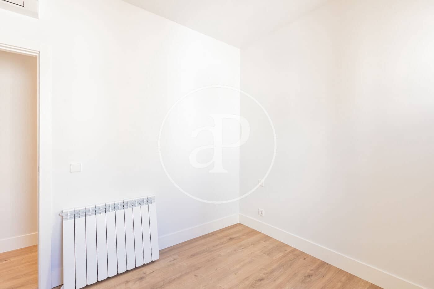 3 slaapkamer Appartement te huur in Madrid stad - € 3.500 (Ref: 10124451)