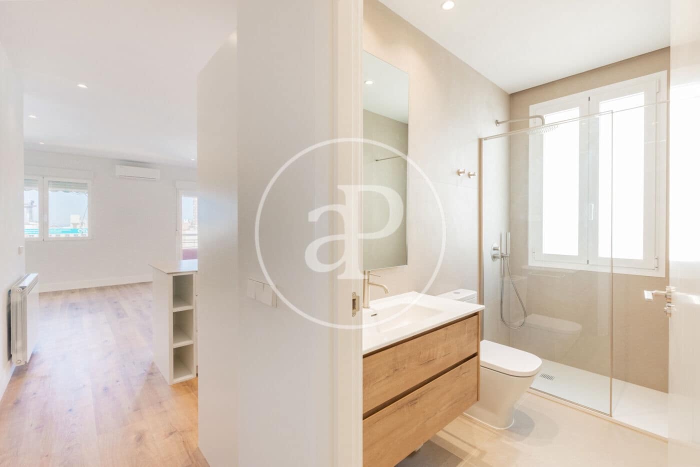 3 slaapkamer Appartement te huur in Madrid stad - € 3.500 (Ref: 10124451)