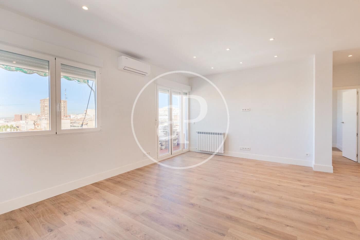 3 slaapkamer Appartement te huur in Madrid stad - € 3.500 (Ref: 10124451)