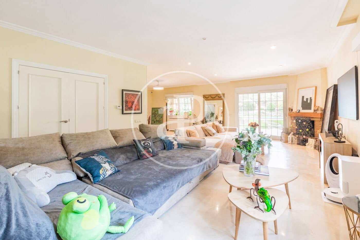 6 bedroom Villa for sale in San Sebastian de los Reyes with pool garage - € 2,200,000 (Ref: 10124453)