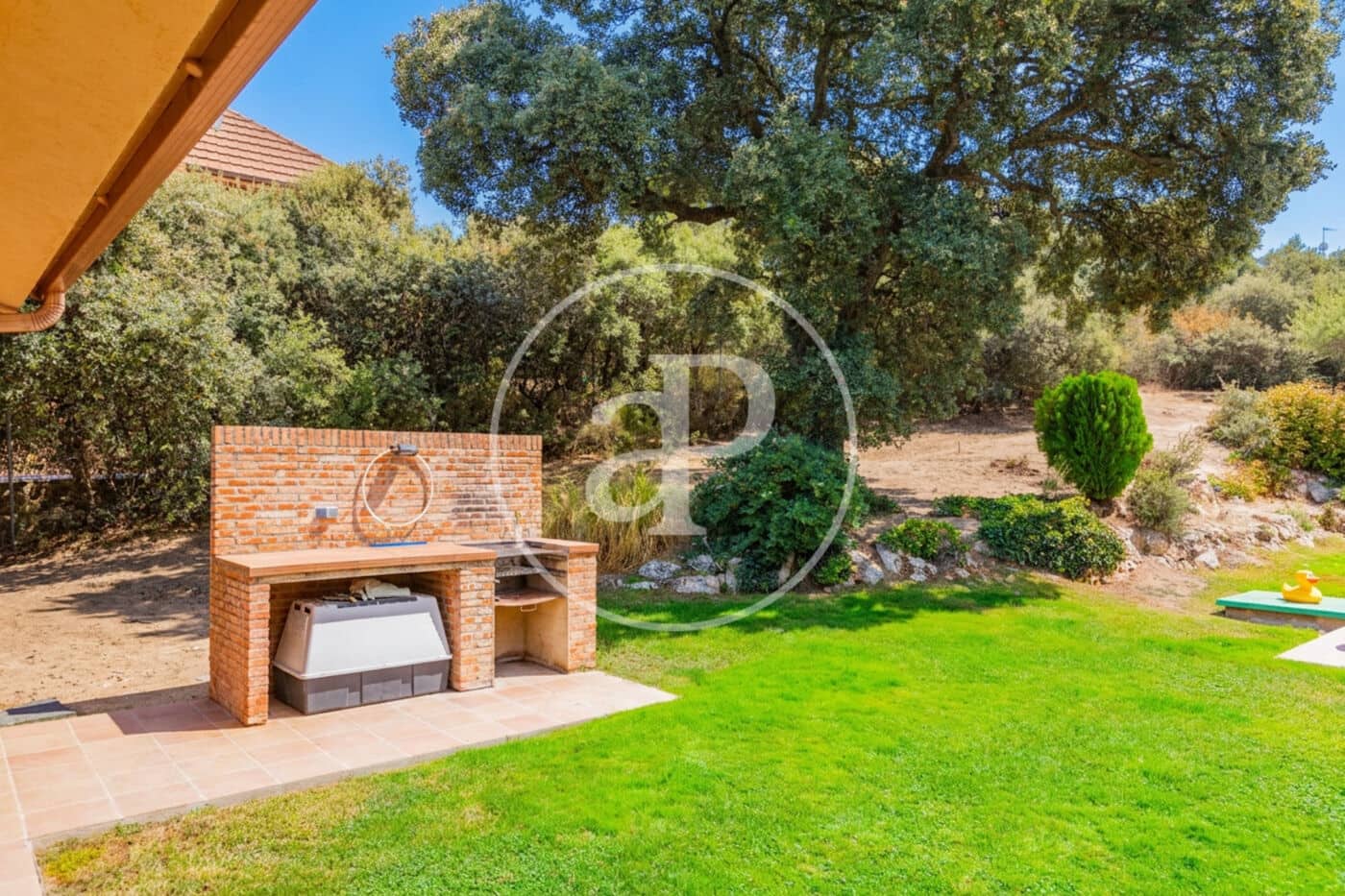 6 bedroom Villa for sale in San Sebastian de los Reyes with pool garage - € 2,200,000 (Ref: 10124453)