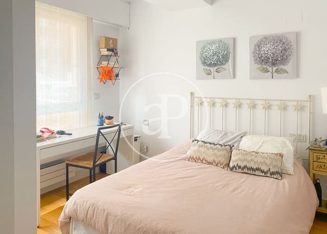 2 makuuhuone Huoneisto myytävänä paikassa Cuatro Caminos, Madrid kaupunki mukana uima-altaan - 750 000 € (Ref: 10124454)