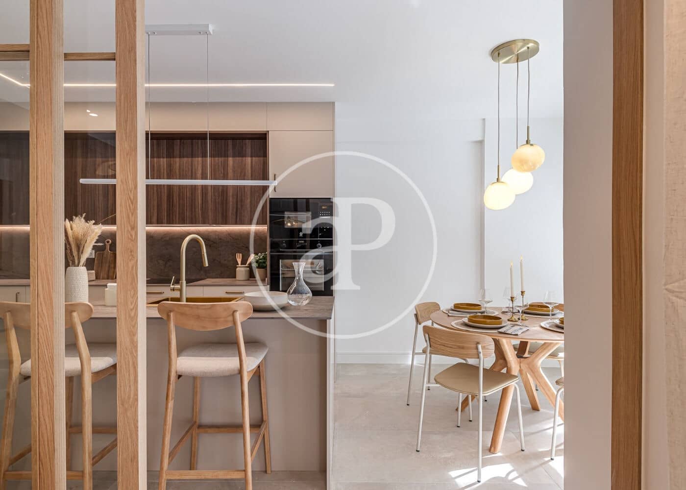 4 bedroom Apartment for sale in Madrid city with garage - € 1,550,000 (Ref: 10129336)