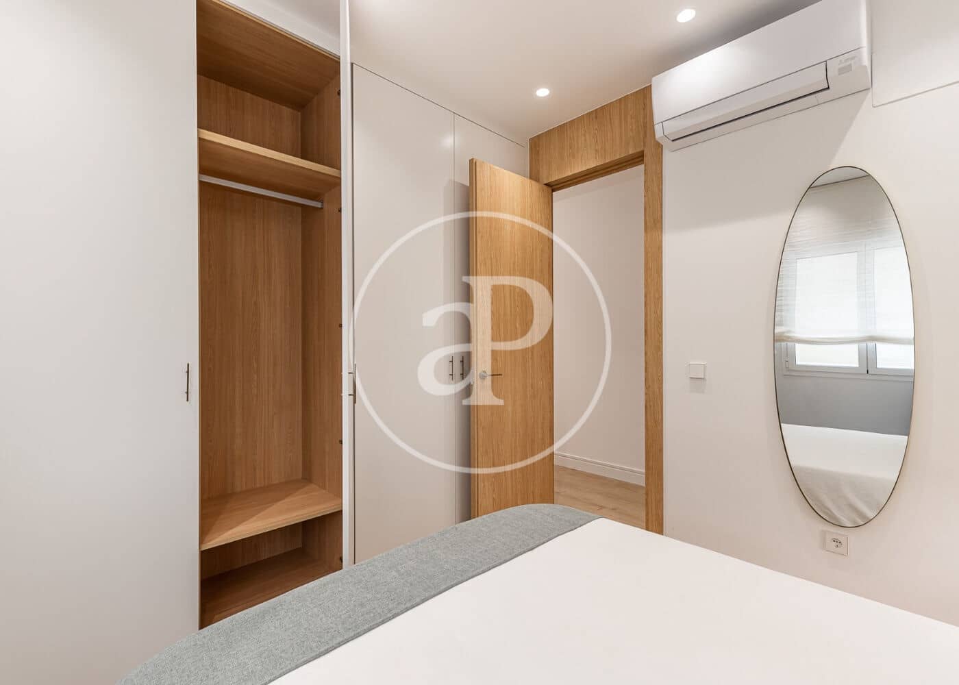 4 bedroom Apartment for sale in Madrid city with garage - € 1,550,000 (Ref: 10129336)