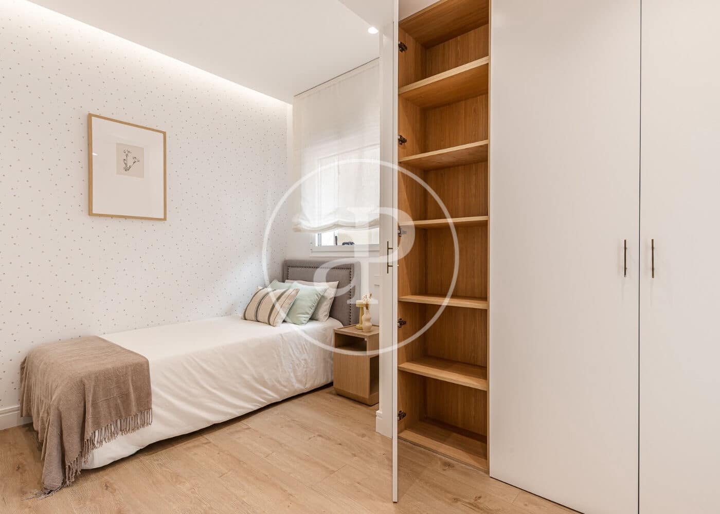 4 bedroom Apartment for sale in Madrid city with garage - € 1,550,000 (Ref: 10129336)