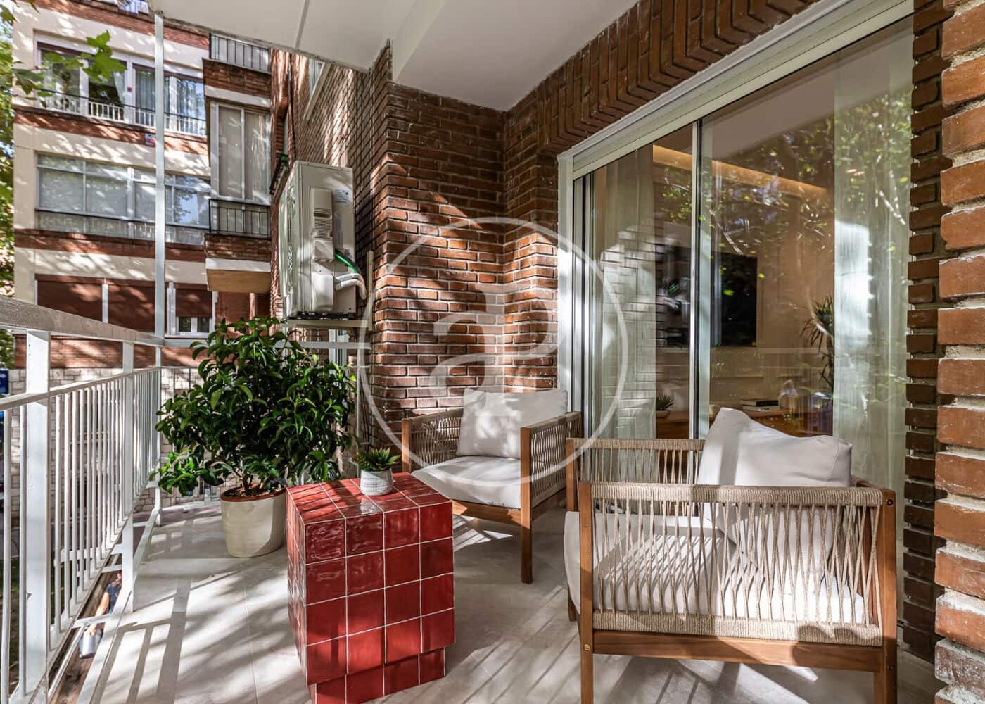 4 bedroom Apartment for sale in Madrid city with garage - € 1,550,000 (Ref: 10129336)