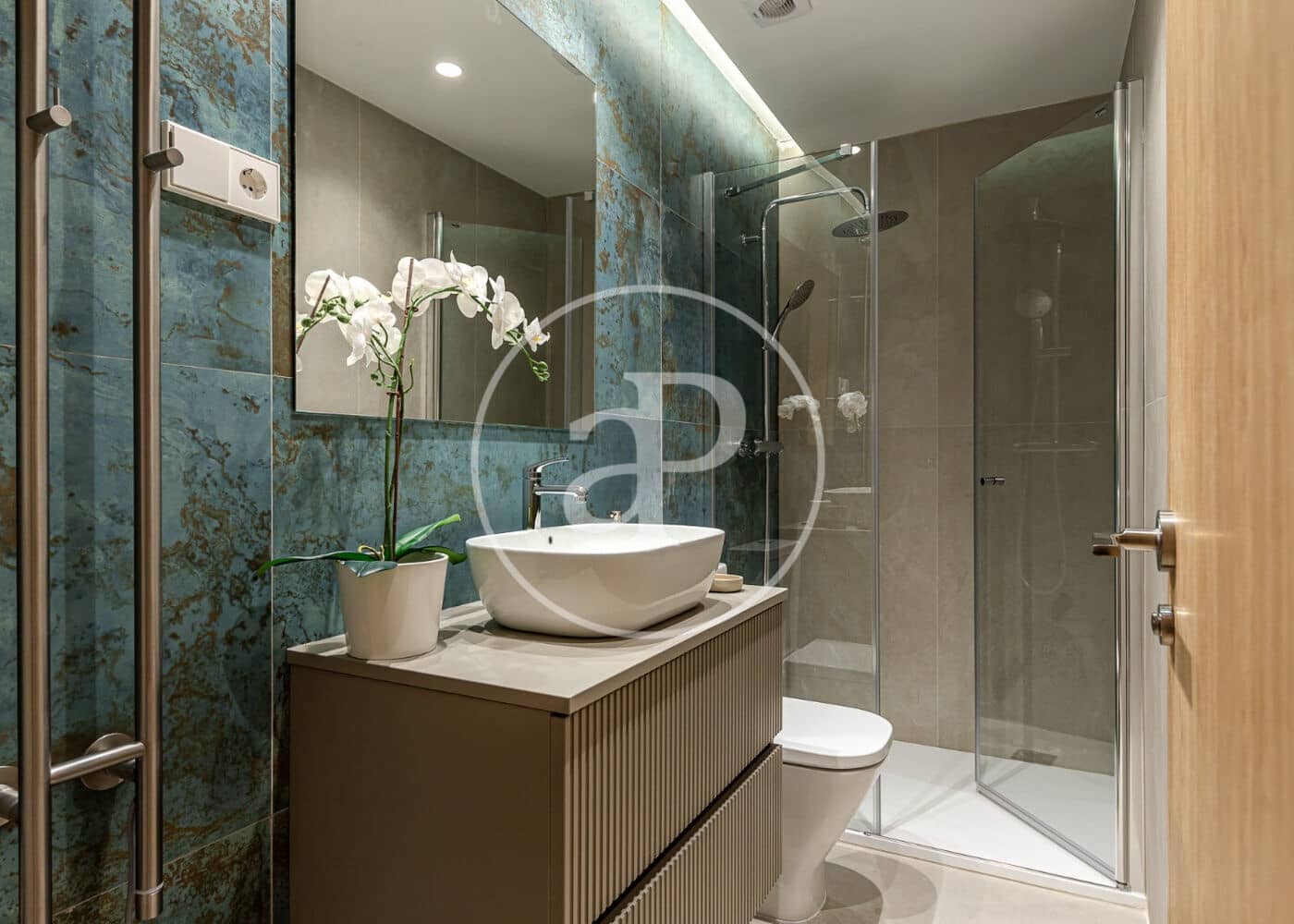 4 bedroom Apartment for sale in Madrid city with garage - € 1,550,000 (Ref: 10129336)