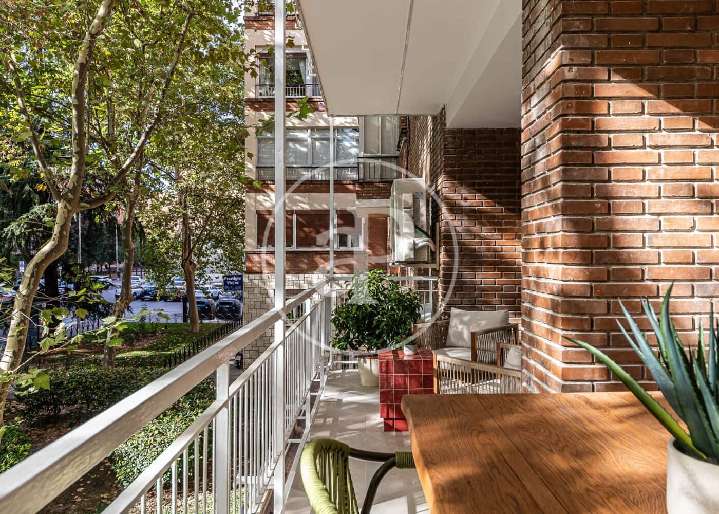 4 bedroom Apartment for sale in Madrid city with garage - € 1,550,000 (Ref: 10129336)