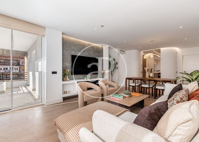 4 slaapkamer Appartement te koop in Jerónimos, Madrid stad met garage - € 1.440.000 (Ref: 10131729)