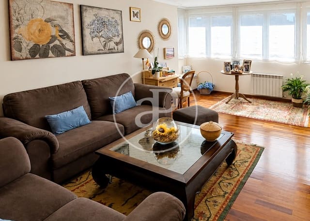 2 sypialnia Apartament na sprzedaż w La Moraleja, Alcobendas z basenem garażem - 965 000 € (Ref: 10131730)