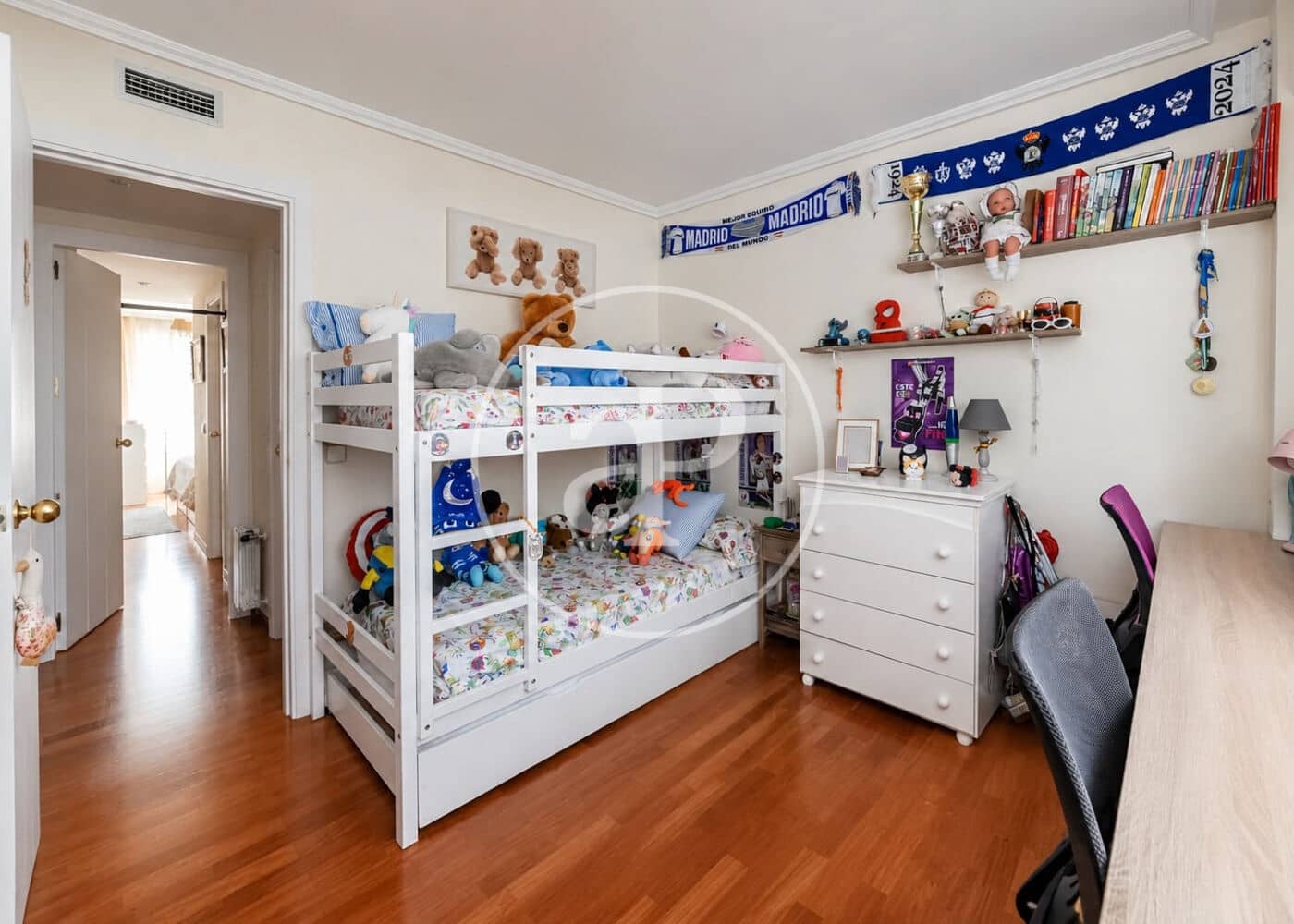 2 sovrum Lägenhet till salu i La Moraleja med pool garage - 965 000 € (Ref: 10131730)