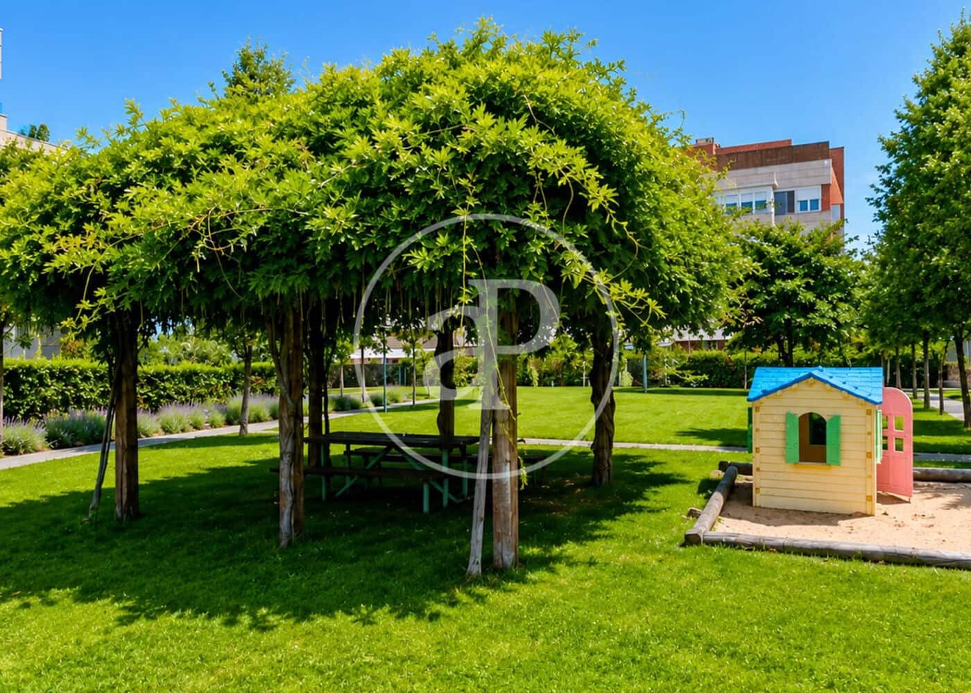 2 sovrum Lägenhet till salu i La Moraleja med pool garage - 965 000 € (Ref: 10131730)