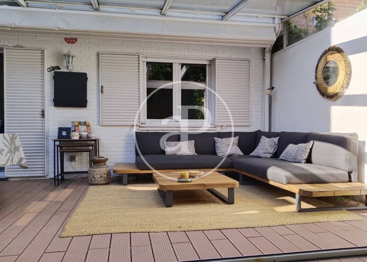 5 bedroom Villa for sale in La Moraleja with pool garage - € 1,390,000 (Ref: 10131732)