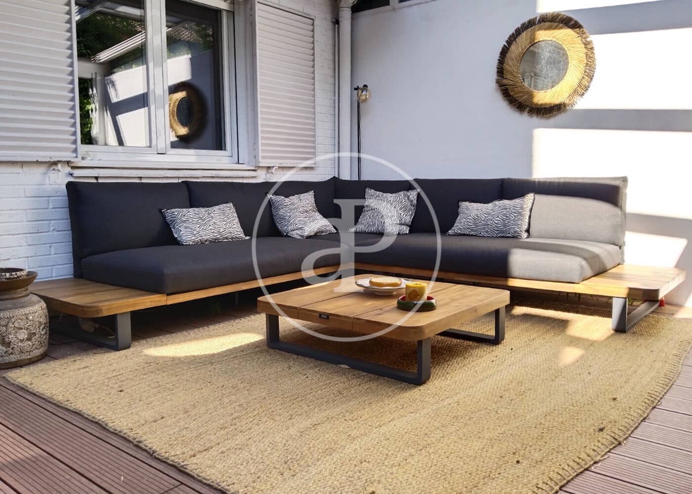 5 bedroom Villa for sale in La Moraleja with pool garage - € 1,390,000 (Ref: 10131732)