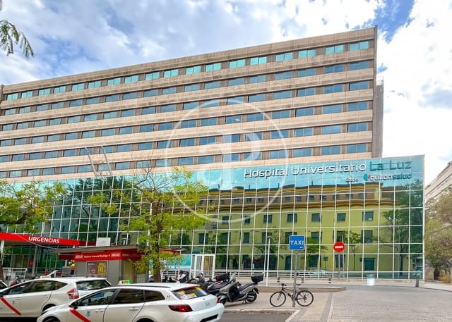 7 slaapkamer Appartement te koop in Vallehermoso, Madrid stad met garage - € 1.600.000 (Ref: 10131733)