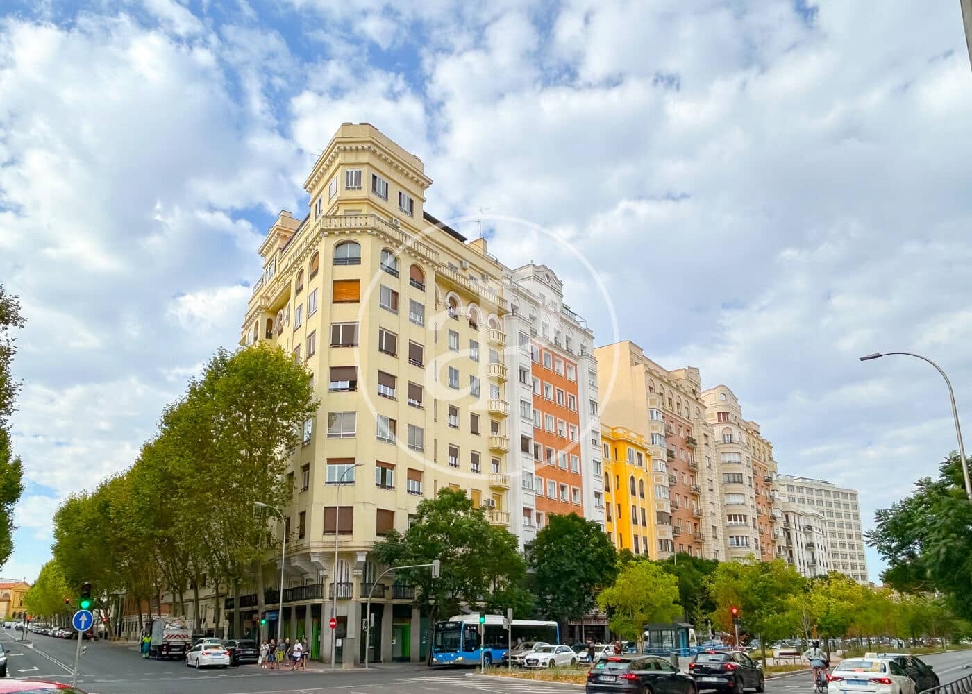 7 slaapkamer Appartement te koop in Madrid stad met garage - € 1.600.000 (Ref: 10131733)