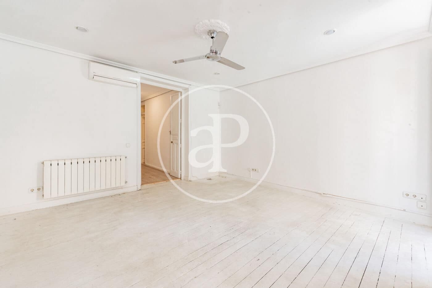 4 quarto Apartamento para venda em Madrid cidade - 2 150 000 € (Ref: 10131735)