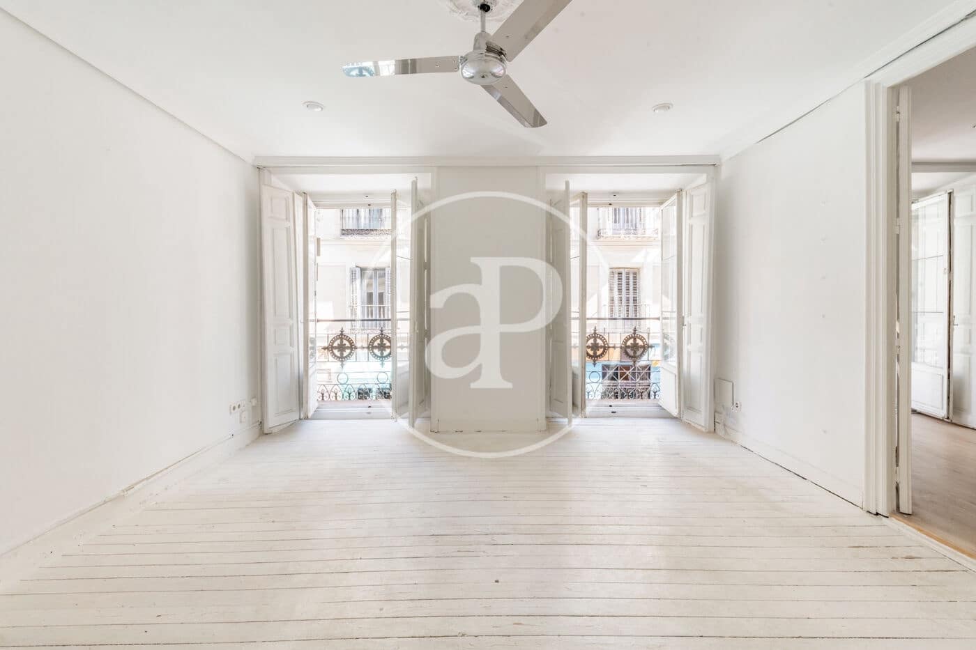 4 quarto Apartamento para venda em Madrid cidade - 2 150 000 € (Ref: 10131735)